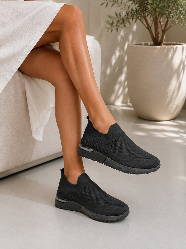 Black Slip-On Knit Trainers Lightweight Comfort Breathable Casual Walking Shoes