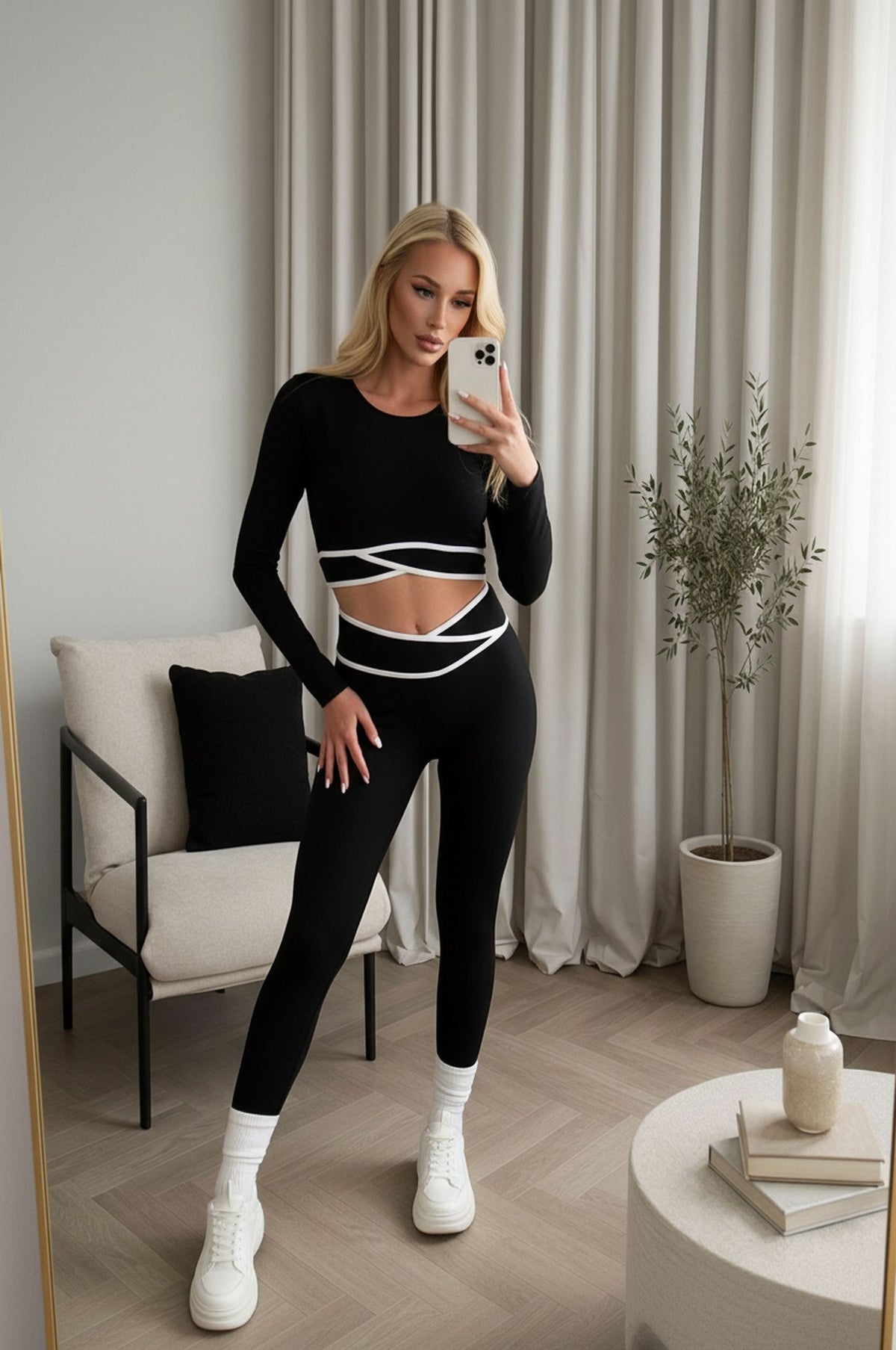 Black Yoga Set Long Sleeve Crop Top & High Waisted Leggings Gym Outfit