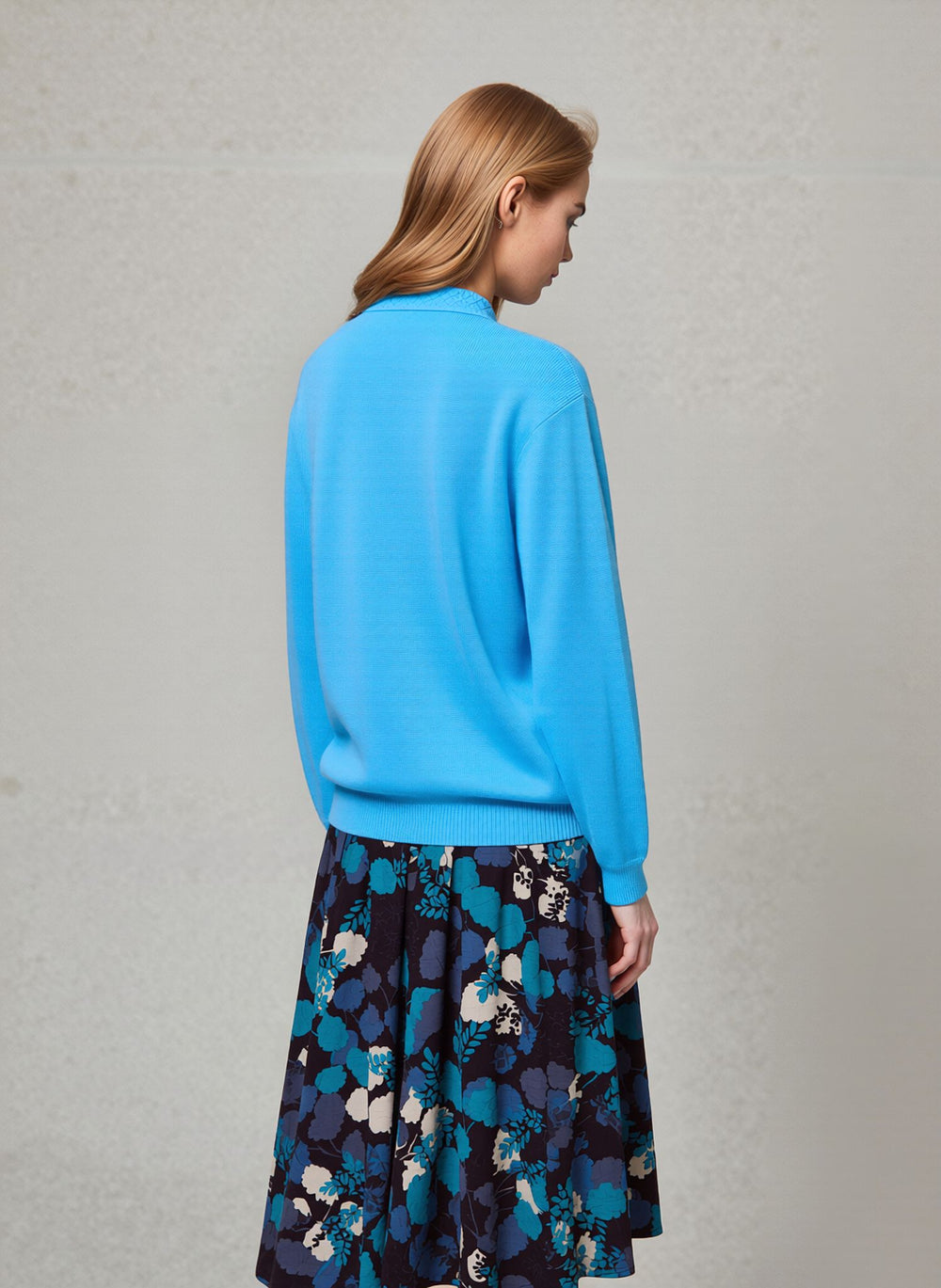 Blue Flower Pattern Midi Skirt Elegant Women’s Pull-On Skirt