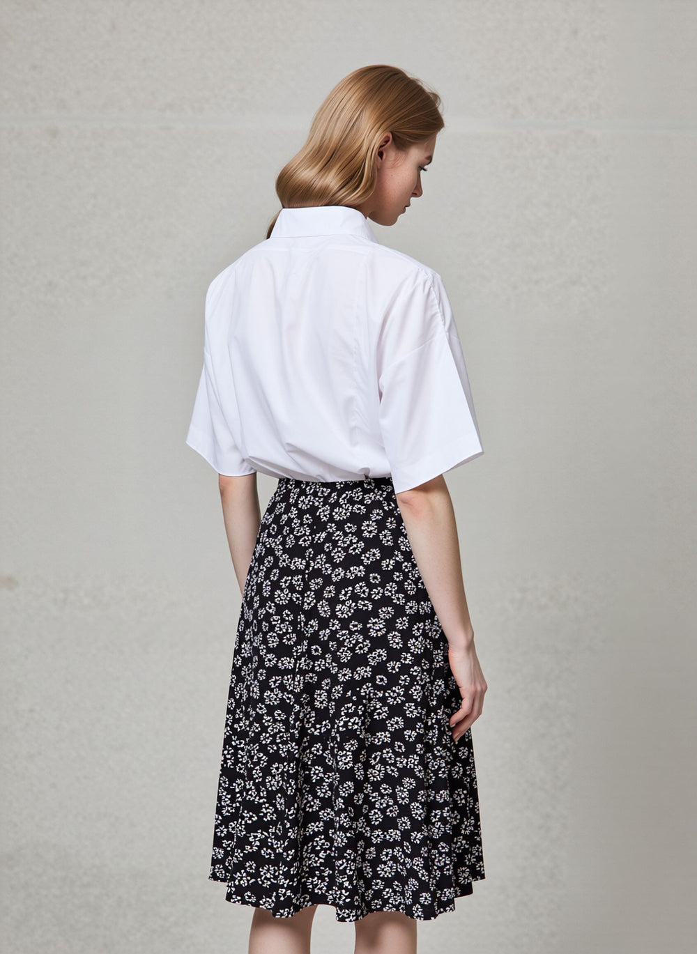 White Flower Pattern Midi Skirt Elegant Women’s Pull-On Skirt