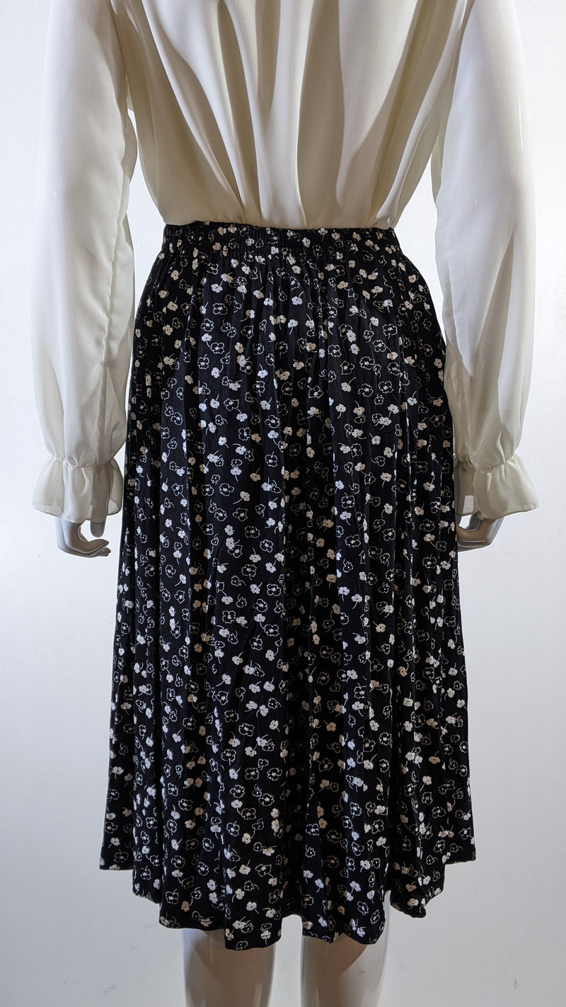 Black & White Floral Pattern Elasticated Skirt